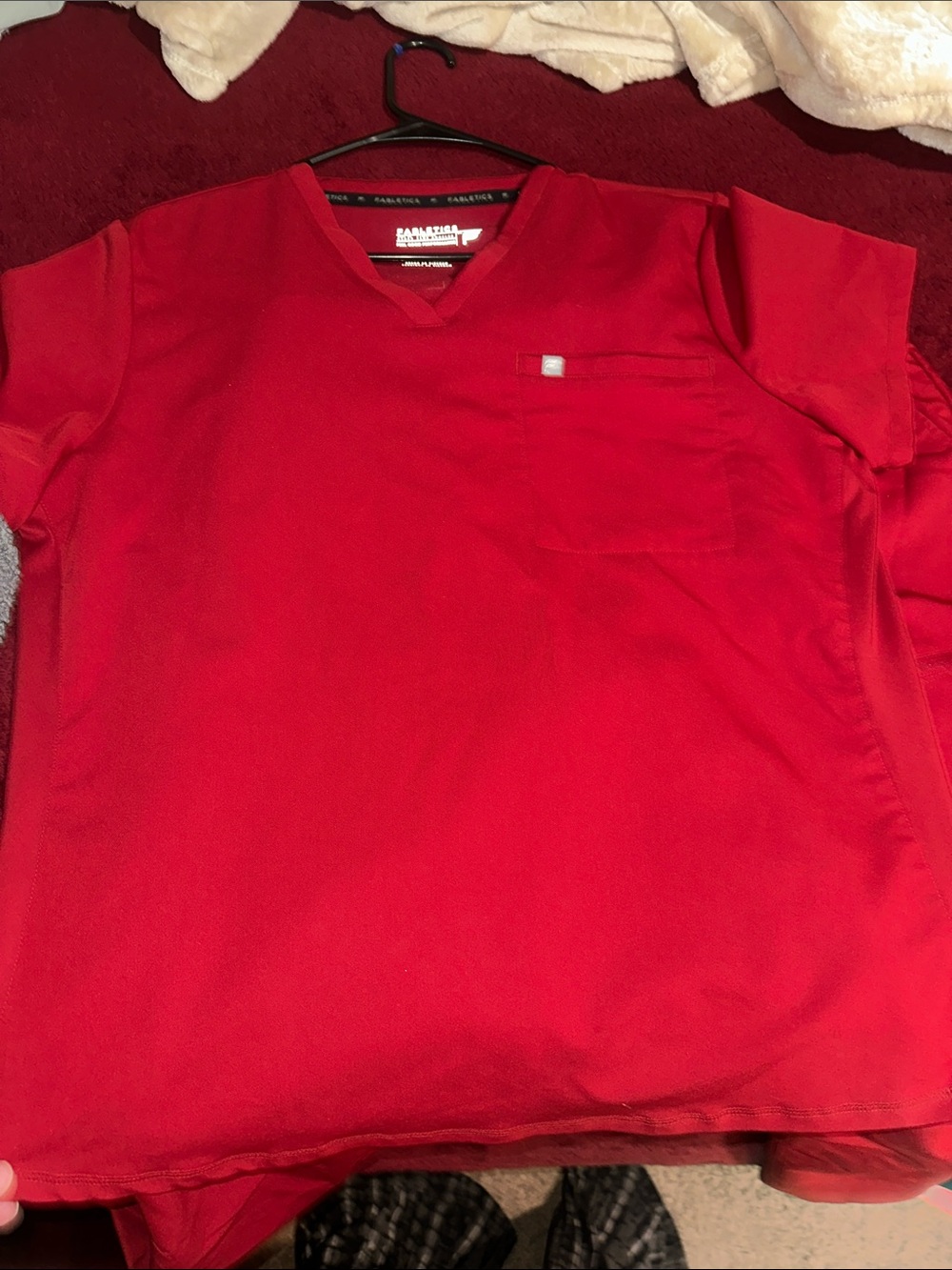 Fabletics scrub set xl top n joggers - Picture 3 of 5
